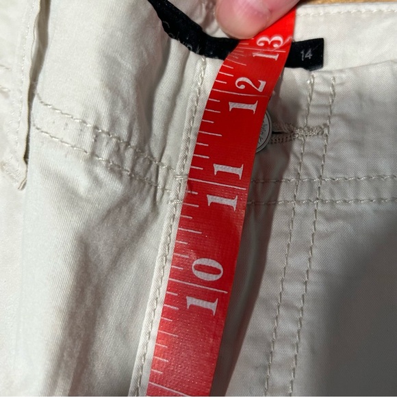 Calvin Klein Jeans shorts size 14 tan NWT - Picture 6 of 8